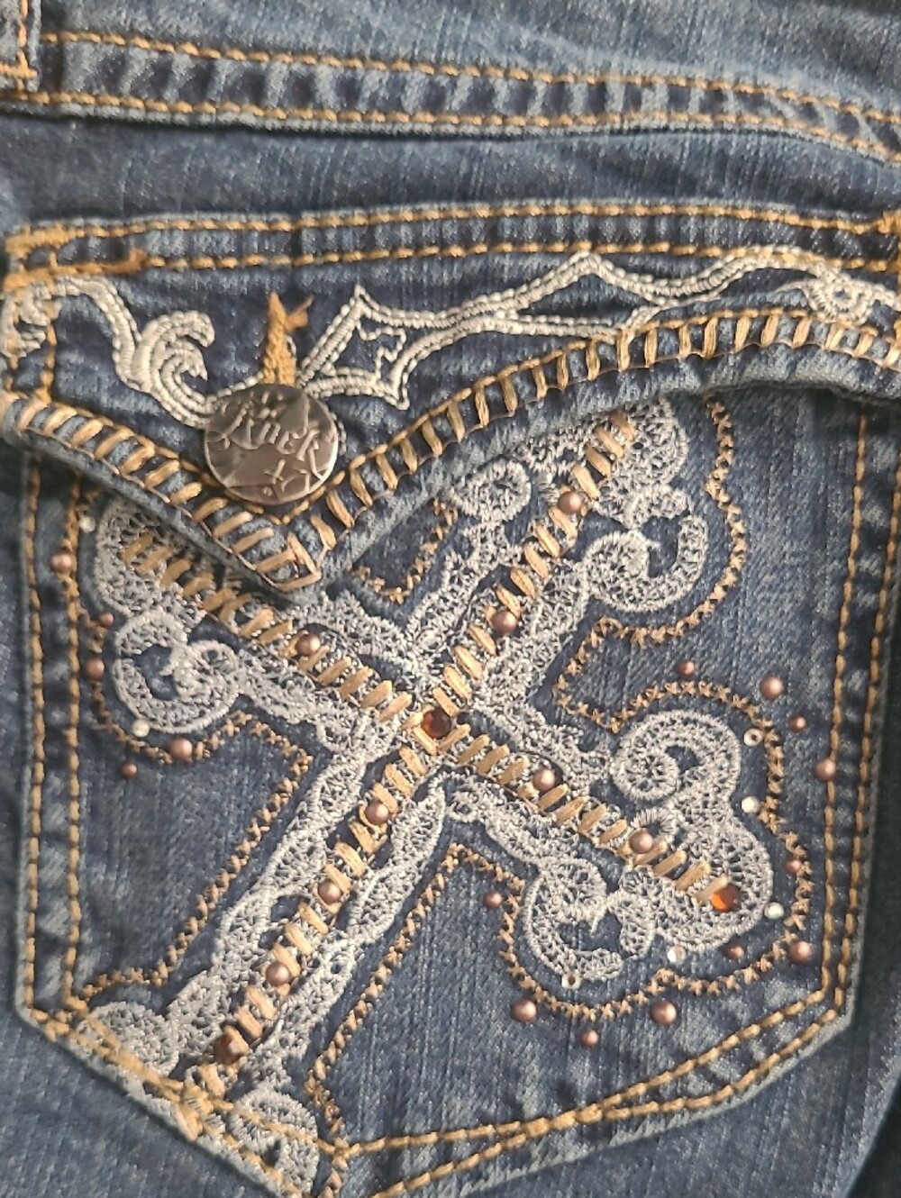 Women's Rock 47 Boot Cut Blue Jeans with Embroidered Back Pockets Size 11
